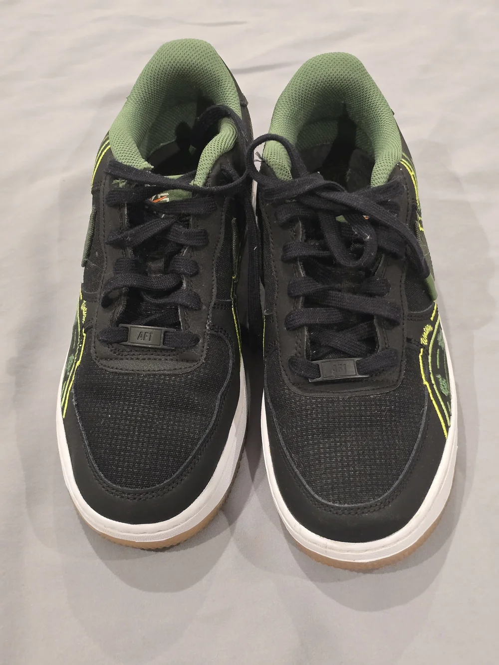 Nike Kids Black Green Neon Yellow Low-Top Sneakers